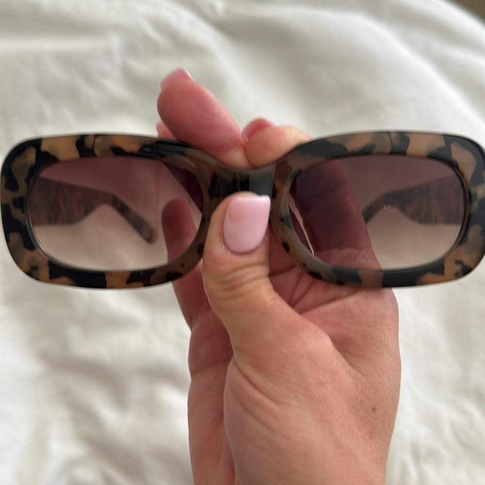 Sunglasses - Picture 5 of 5